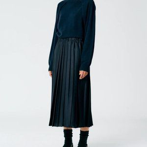 Tibi Navy Featherweight pleated pull on skirt